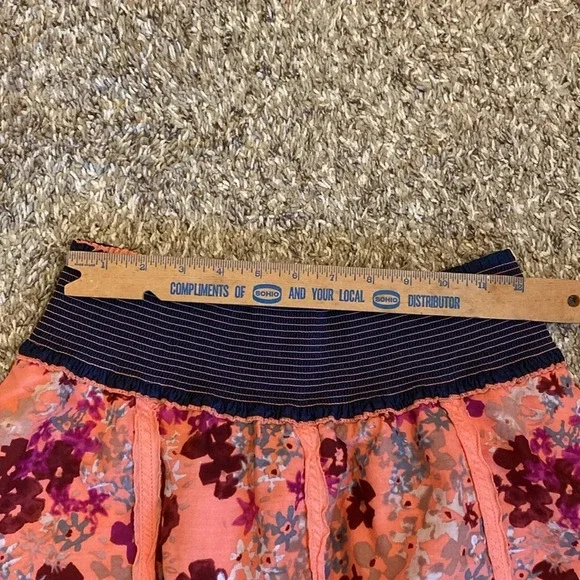 Free People Skirt Floral Elastic Waist Small Coral Navy - Picture 5 of 5